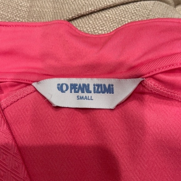D: 𝅺iP Pearl Izumi Cycling Jersey Top Women’s Small Pink Biking Short sleeve - Picture 6 of 8